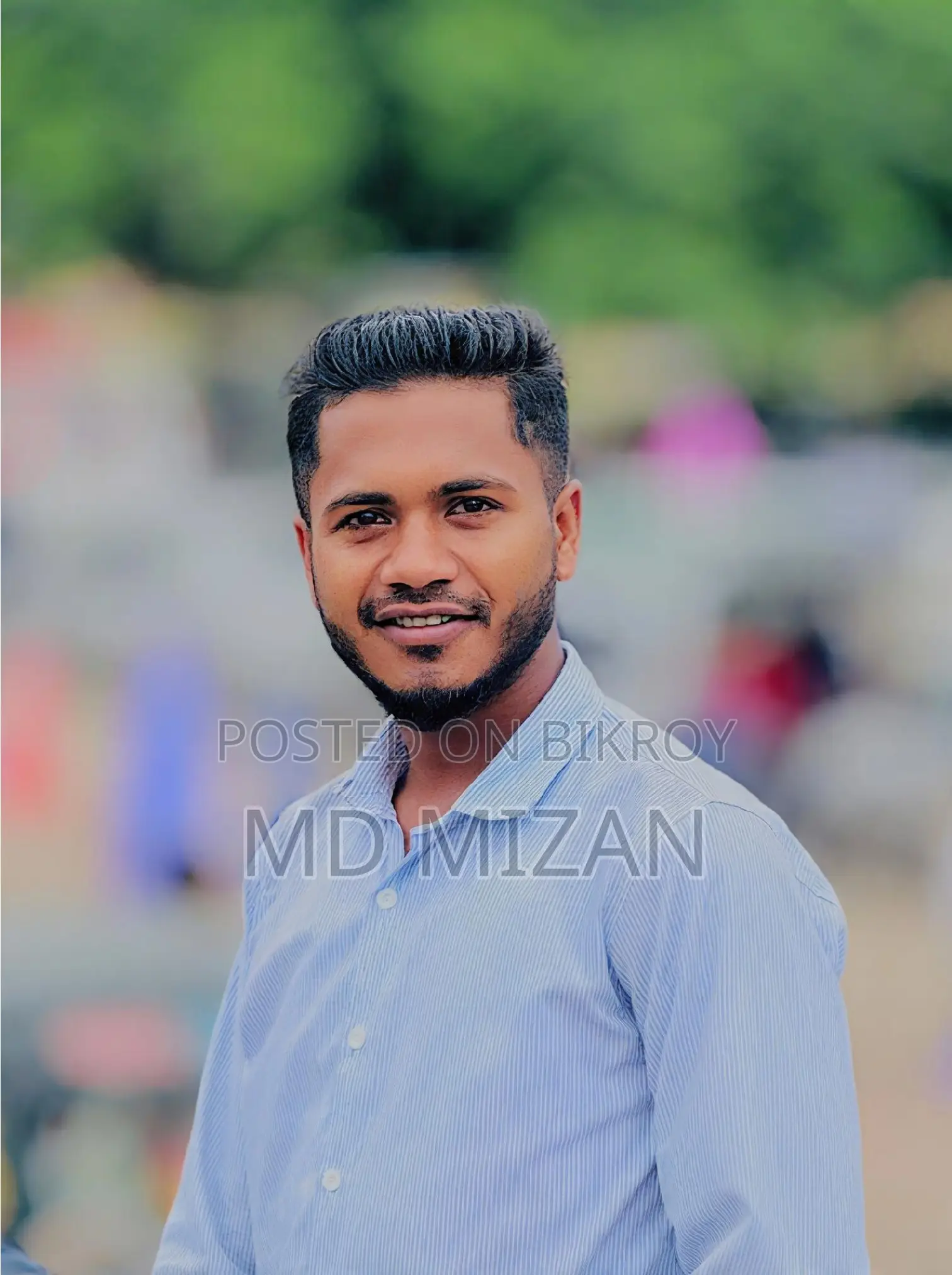 বন্দরে লাইটার জাহাজের জন্য এসকর্ট ম্যান