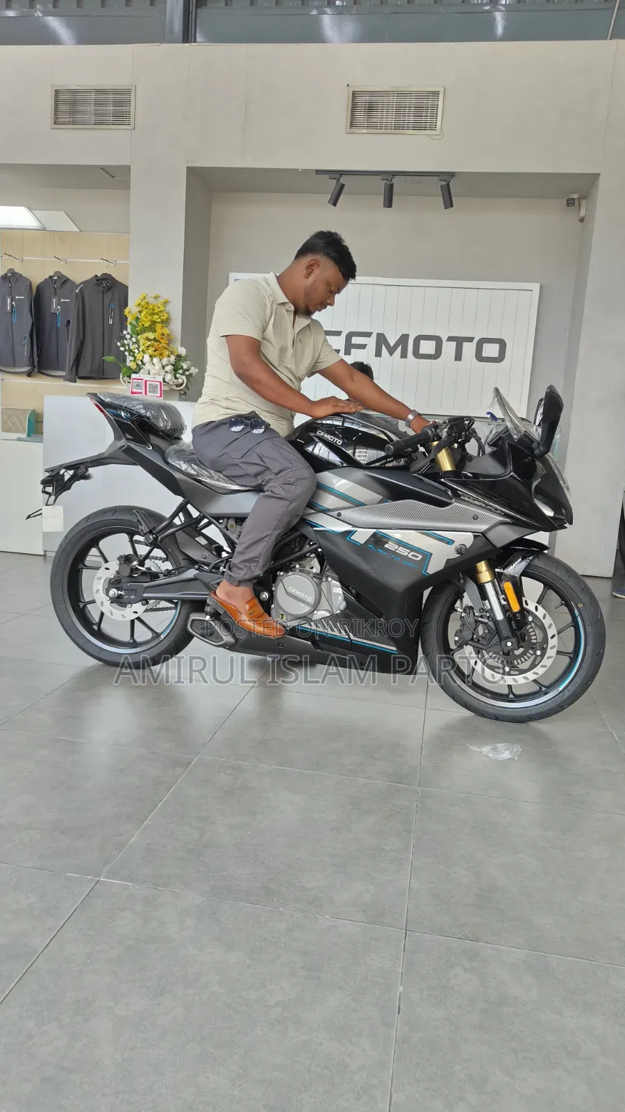 CFMoto 250SR 2026 Black