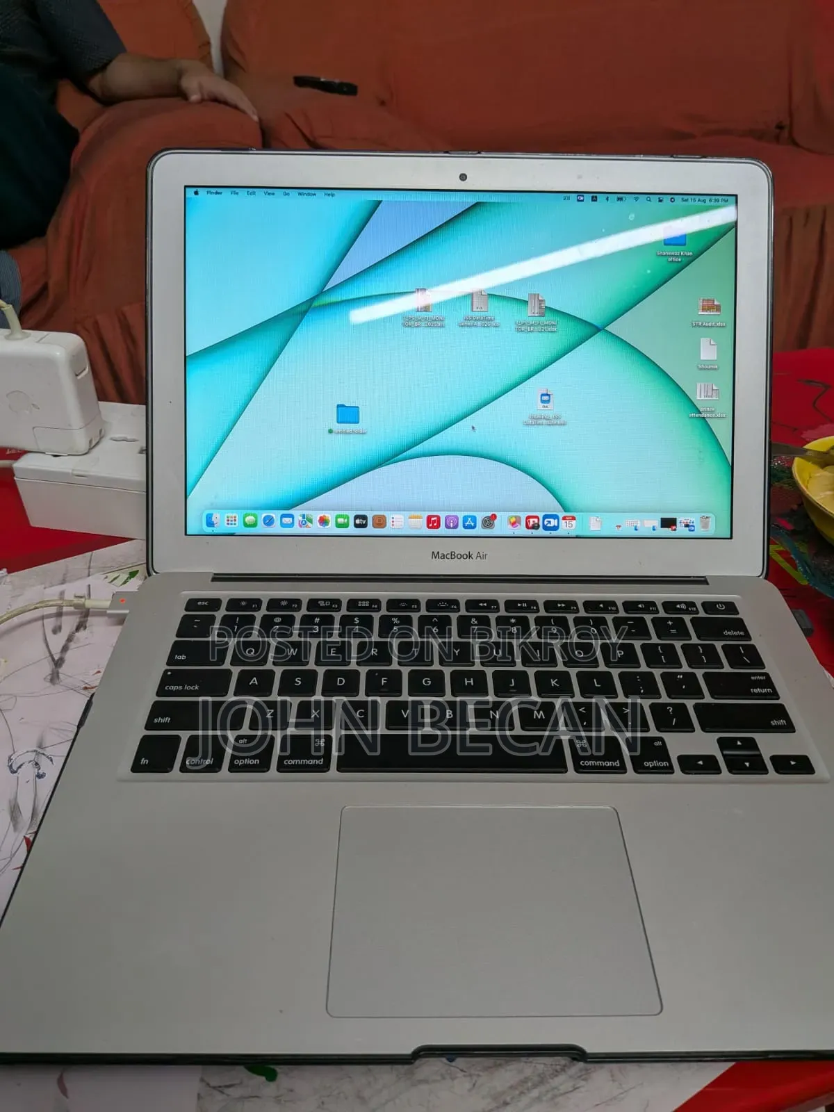 Laptop Apple MacBook 2017 8GB Intel Core i7 SSD 500GB