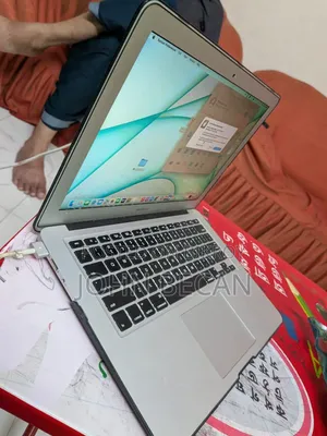 Laptop Apple MacBook 2017 8GB Intel Core i7 SSD 500GB