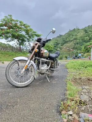 Royal Enfield Classic 350 2025