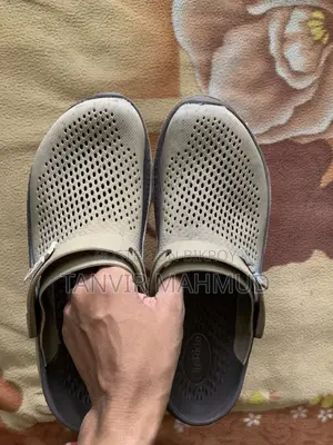 থাইল্যান্ড ক্রকস বিক্রয়ের জন্য
