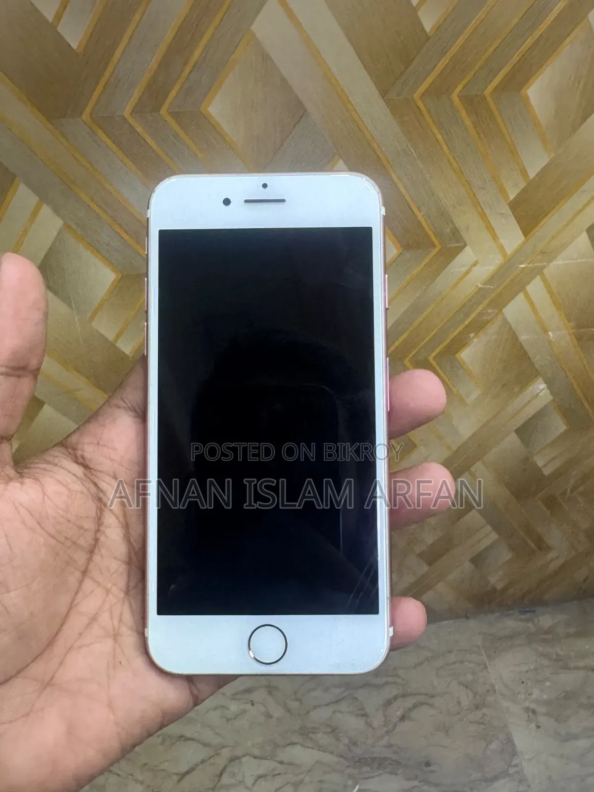 অ্যাপল আইফোন ৮ ৬৪ জিবি