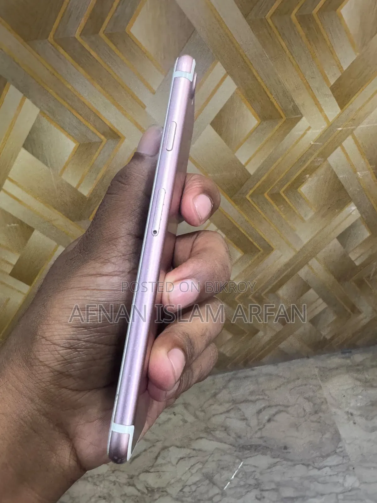 অ্যাপল আইফোন ৮ ৬৪ জিবি