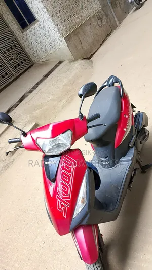 Runner SKOOTY-110 2022 Red