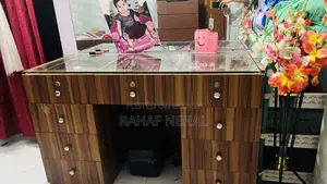 ৪ ফিটের ড্রেসিং টেবিল