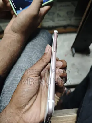 অ্যাপল আইফোন ৭ প্লাস ২৫৬ জিবি হোয়াইট