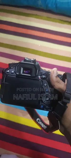 80d Camera Body Sell at a much lower price, body is fully fresh with no issues