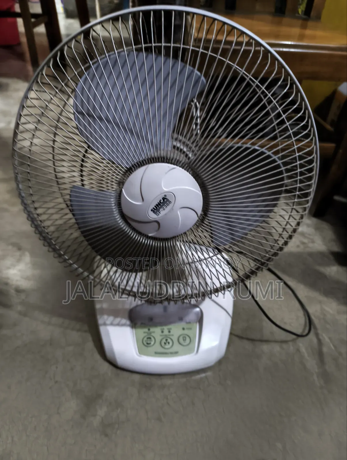 সানকা রিচার্জেবল টেবিল ফ্যান