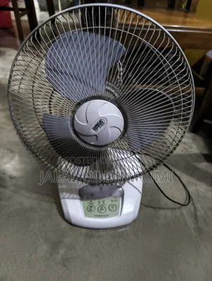 সানকা রিচার্জেবল টেবিল ফ্যান
