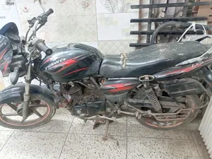 Bajaj Discover 135 2015 Black
