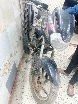 Bajaj Discover 135 2015 Black