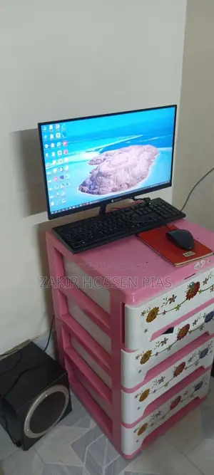 Desktop Computer 8GB RAM Intel Core i5 Processor 256GB SSD