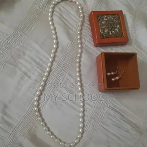 Timeless Pearl Elegance