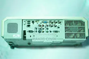 Hitachi Projector