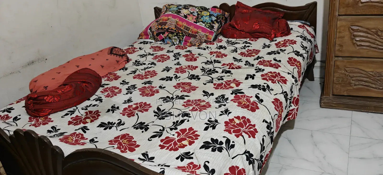 Teak Wood Bed