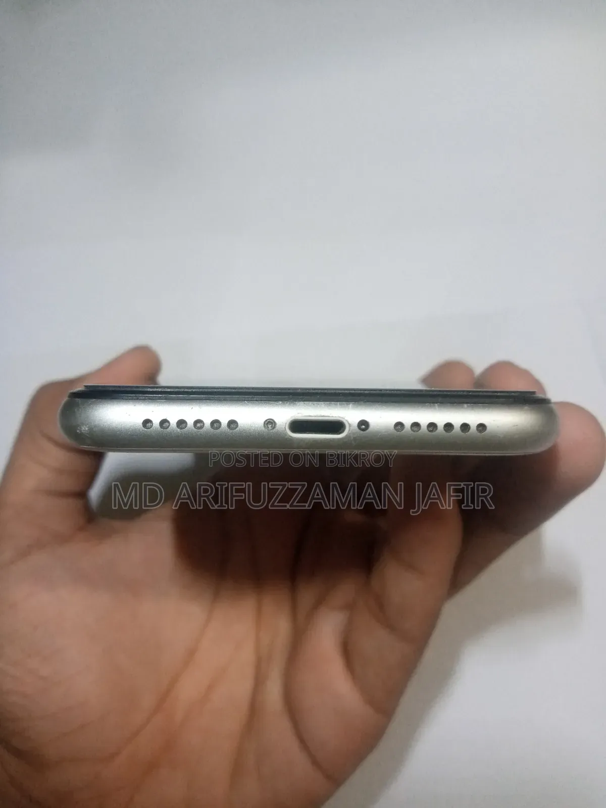 অ্যাপল আইফোন এক্সআর ১২৮ জিবি সাদা