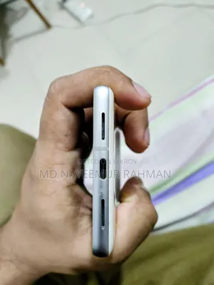 গুগল পিক্সেল ৭ ১২৮ জিবি সাদা