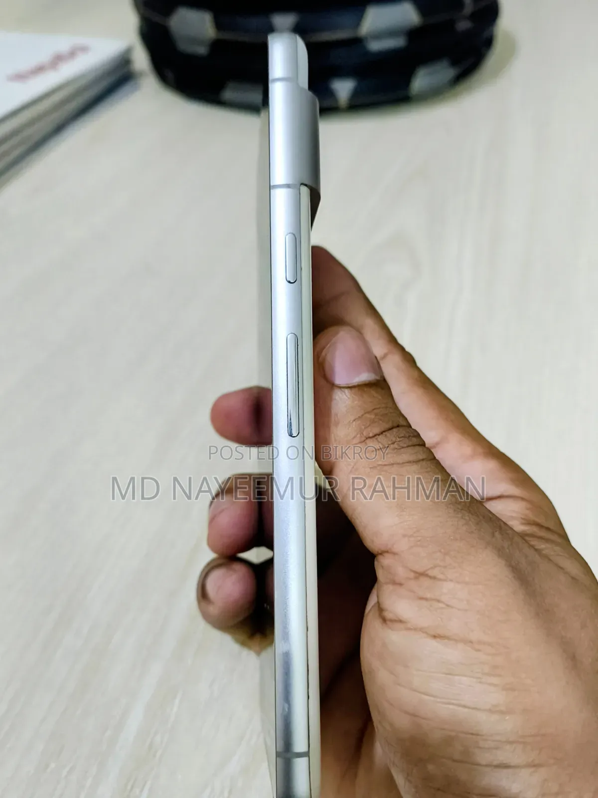 গুগল পিক্সেল ৭ ১২৮ জিবি সাদা