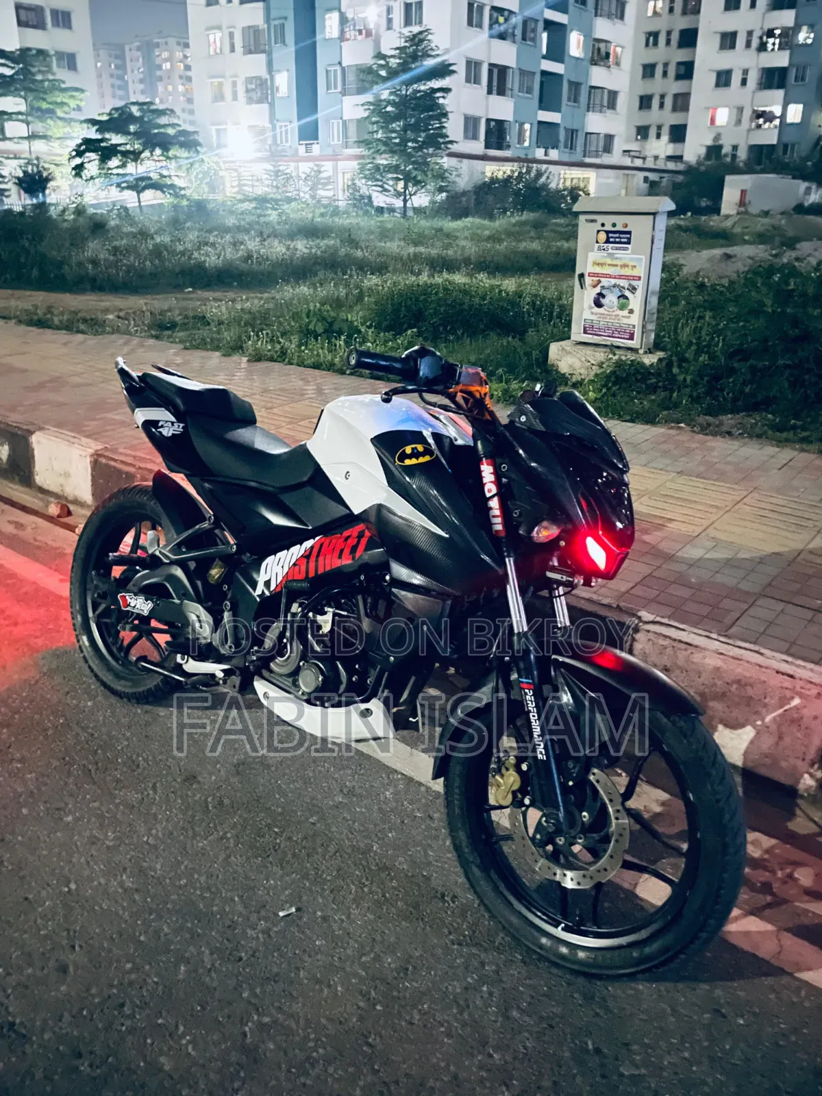 Bajaj Pulsar NS 160 2019 White