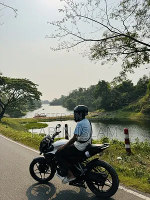 Bajaj Pulsar NS 160 2019 White