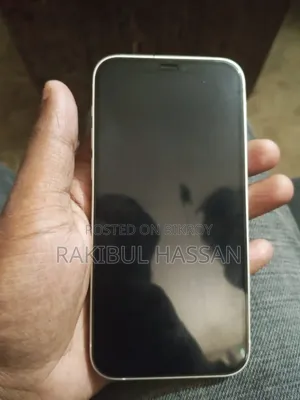 অ্যাপল আইফোন ১২ ১২৮ জিবি হোয়াইট