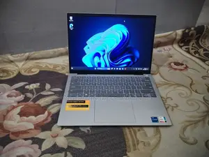 ল্যাপটপ ডেল ৩জিবি ইন্টেল এসএসডি ২৫৬জিবি