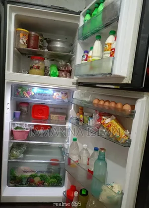 Refrigerator