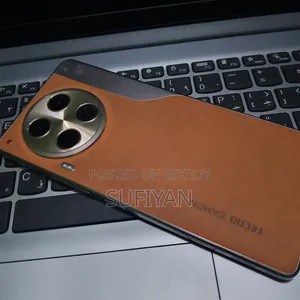 টেকনো ক্যামন ৩০ ২৫৬ জিবি গোল্ড