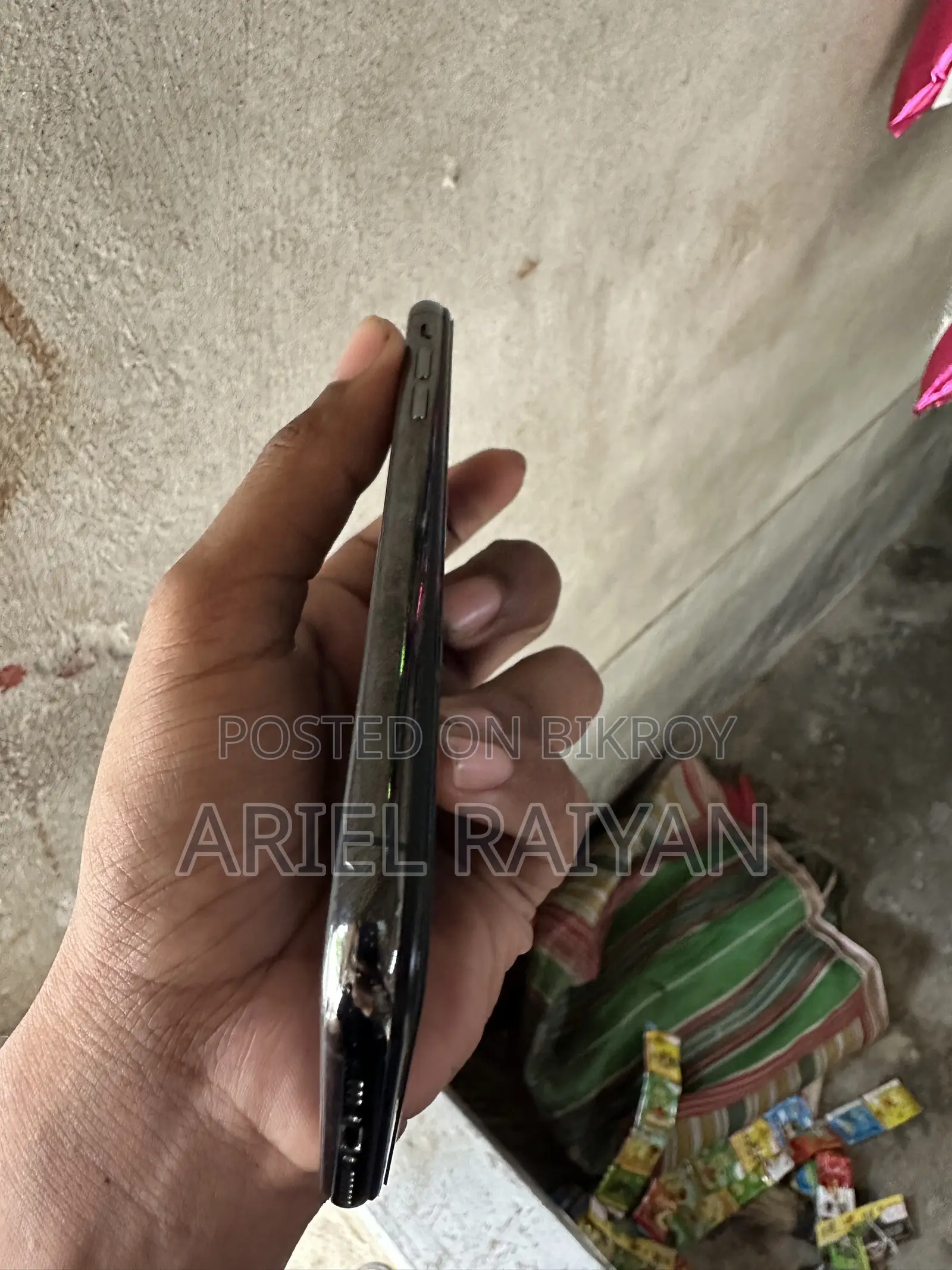 অ্যাপল আইফোন এক্সএস ৬৪ জিবি কালো