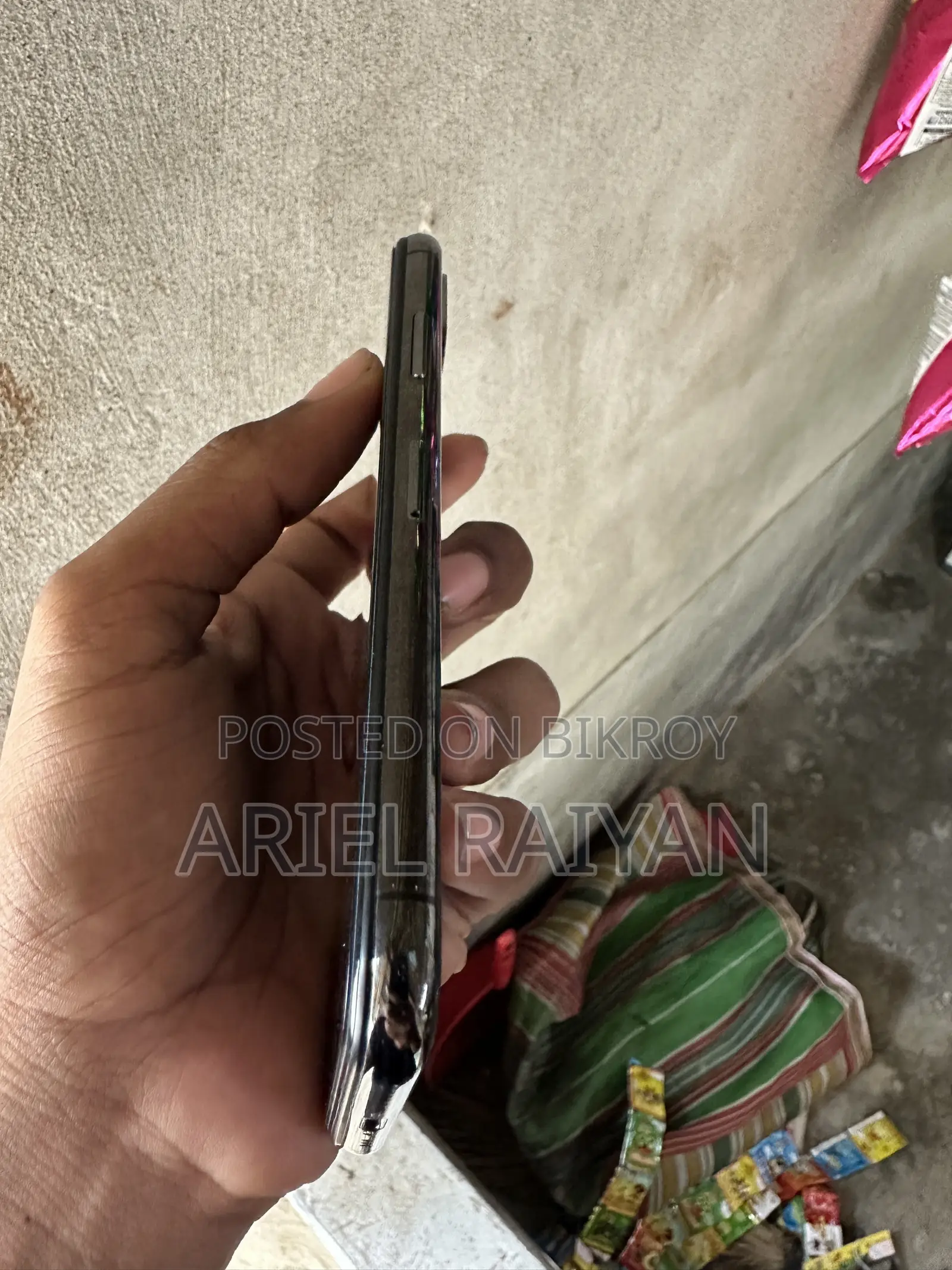অ্যাপল আইফোন এক্সএস ৬৪ জিবি কালো