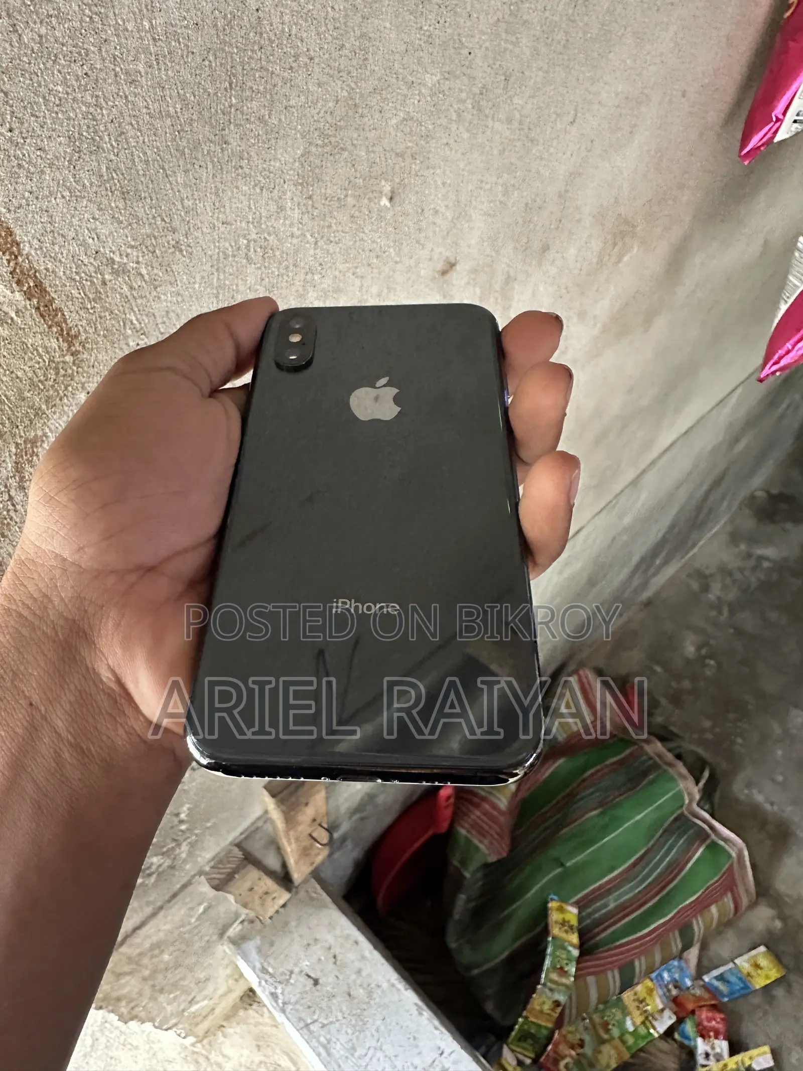 অ্যাপল আইফোন এক্সএস ৬৪ জিবি কালো