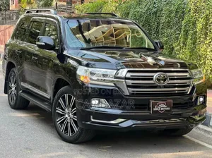 Toyota Land Cruiser 4.5 V8 VXR 2016 Black