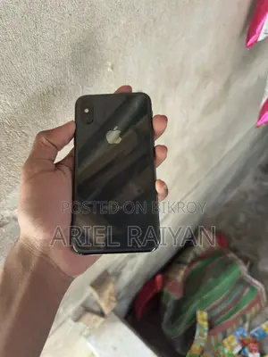 অ্যাপল আইফোন এক্সএস ৬৪ জিবি কালো