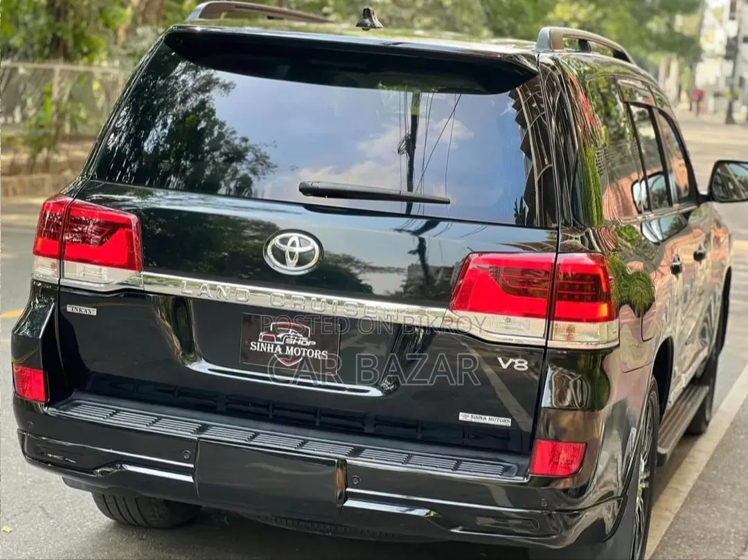 Toyota Land Cruiser 4.5 V8 VXR 2016 Black