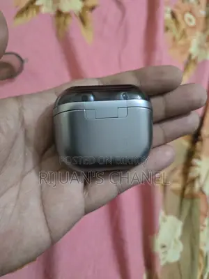 স্যামসাং বাডস ৩ প্রো