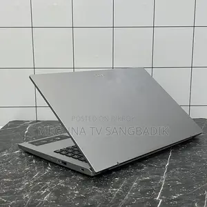 Laptop Acer 4GB Intel SSD 500GB