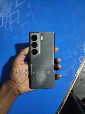 টেকনো ক্যামন ৪০ প্রো ৪জি ২৫৬ জিবি ব্ল্যাক