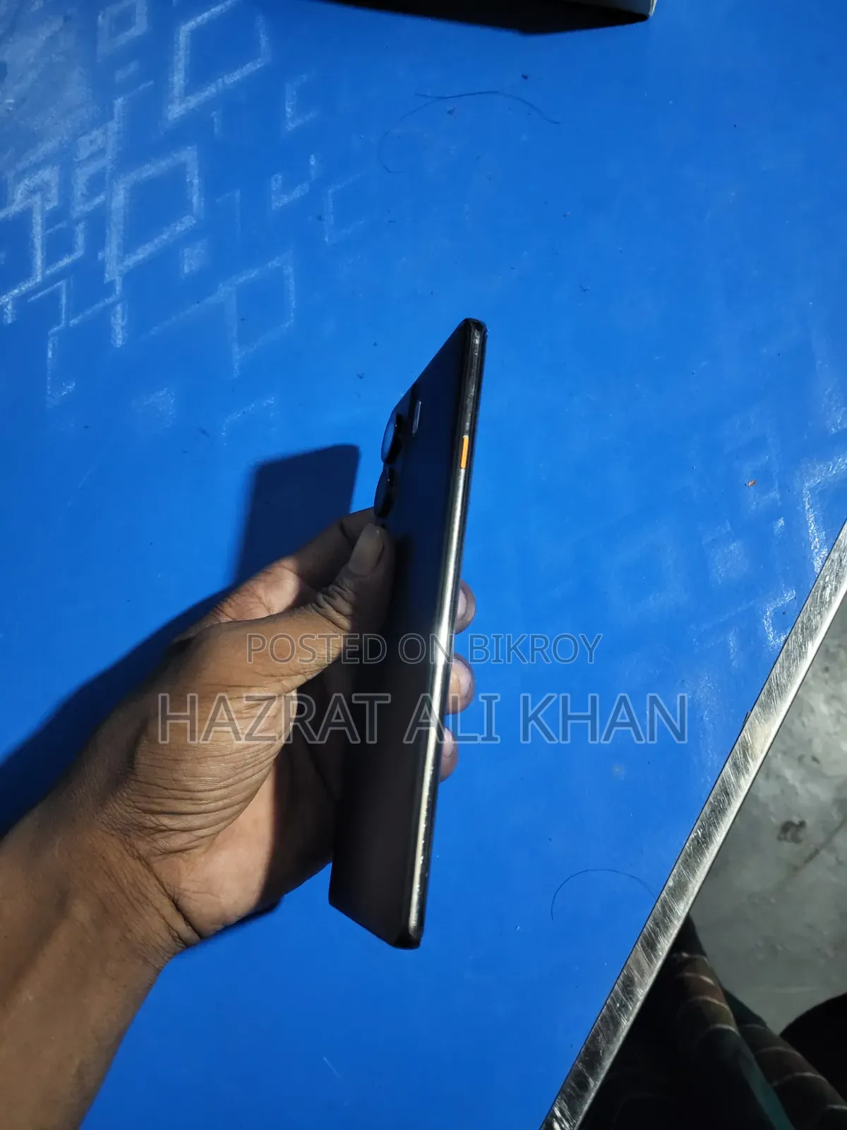 টেকনো ক্যামন ৪০ প্রো ৪জি ২৫৬ জিবি ব্ল্যাক