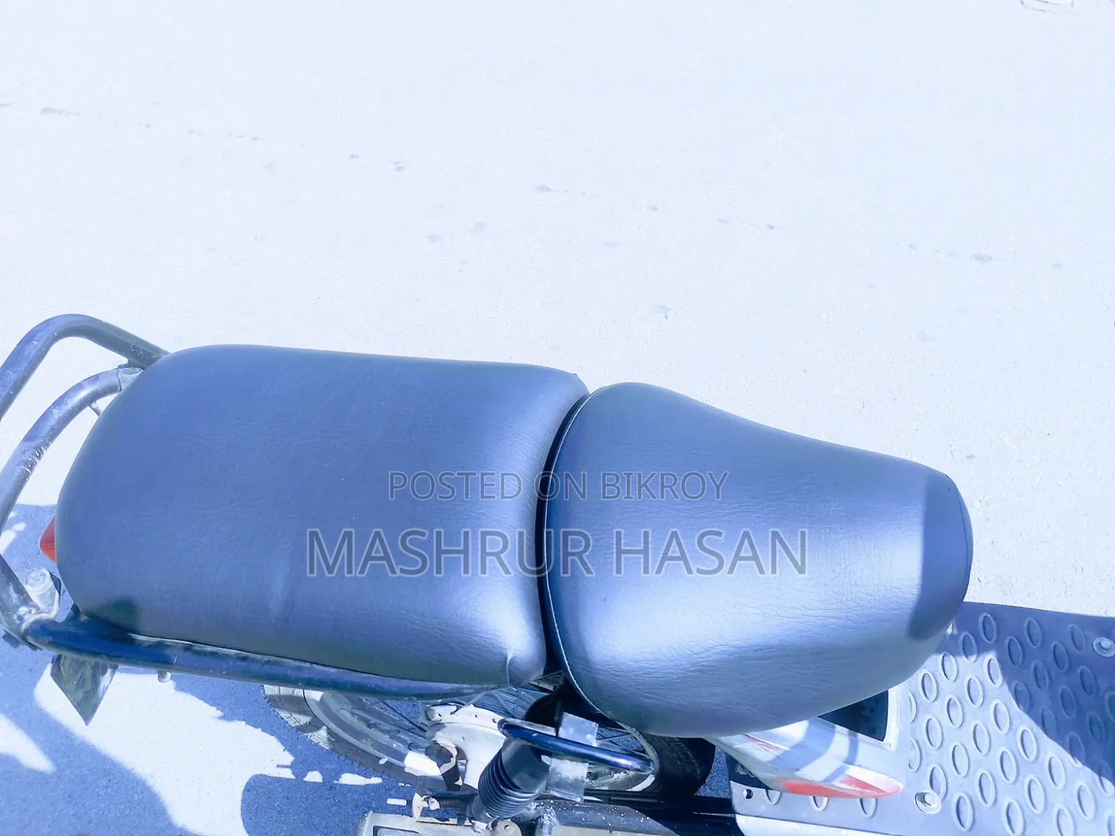 টিভিএস এক্সএল ১০০ ২০২৬ গ্রে