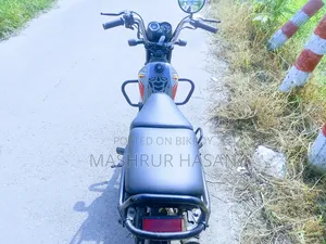 টিভিএস এক্সএল ১০০ ২০২৬ গ্রে