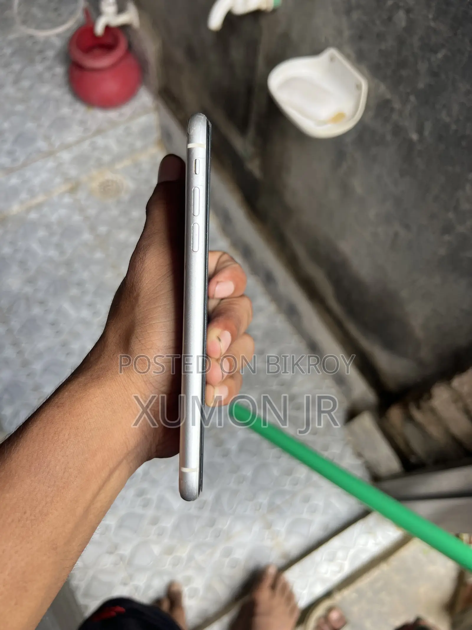 অ্যাপল আইফোন ১১ ৬৪ জিবি হোয়াইট