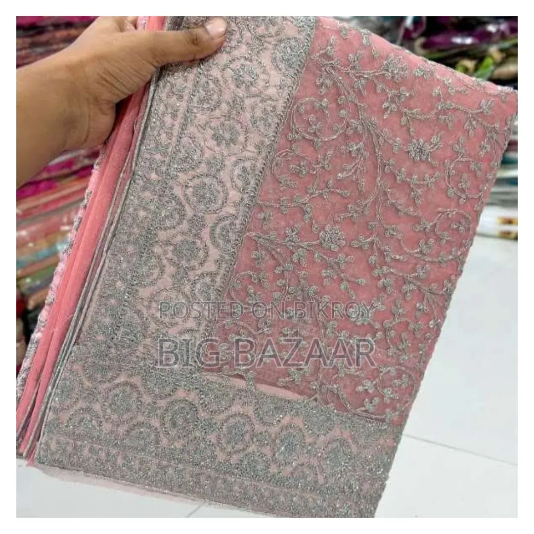 প্রিমিয়াম ইন্ডিয়ান পার্টি শাড়ি