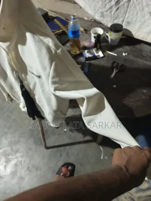 সহজ সাদা নরম তুলার জ্যাকেট চেইন সিস্টেম