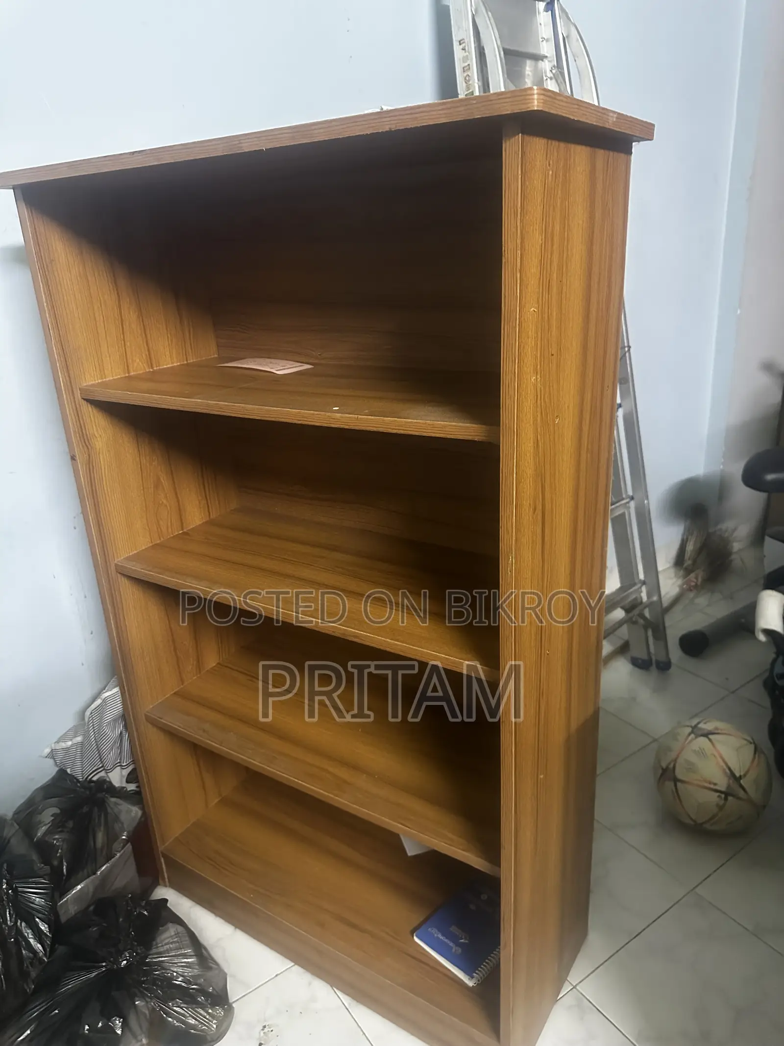 Bookshelf
