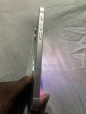 অ্যাপল আইফোন ১২ ১২৮ জিবি হোয়াইট