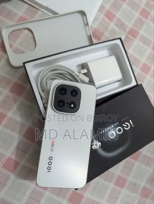 iQOO 15 256 GB White