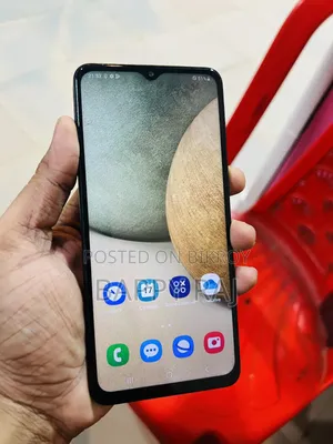Samsung Galaxy A12 64 GB Black
