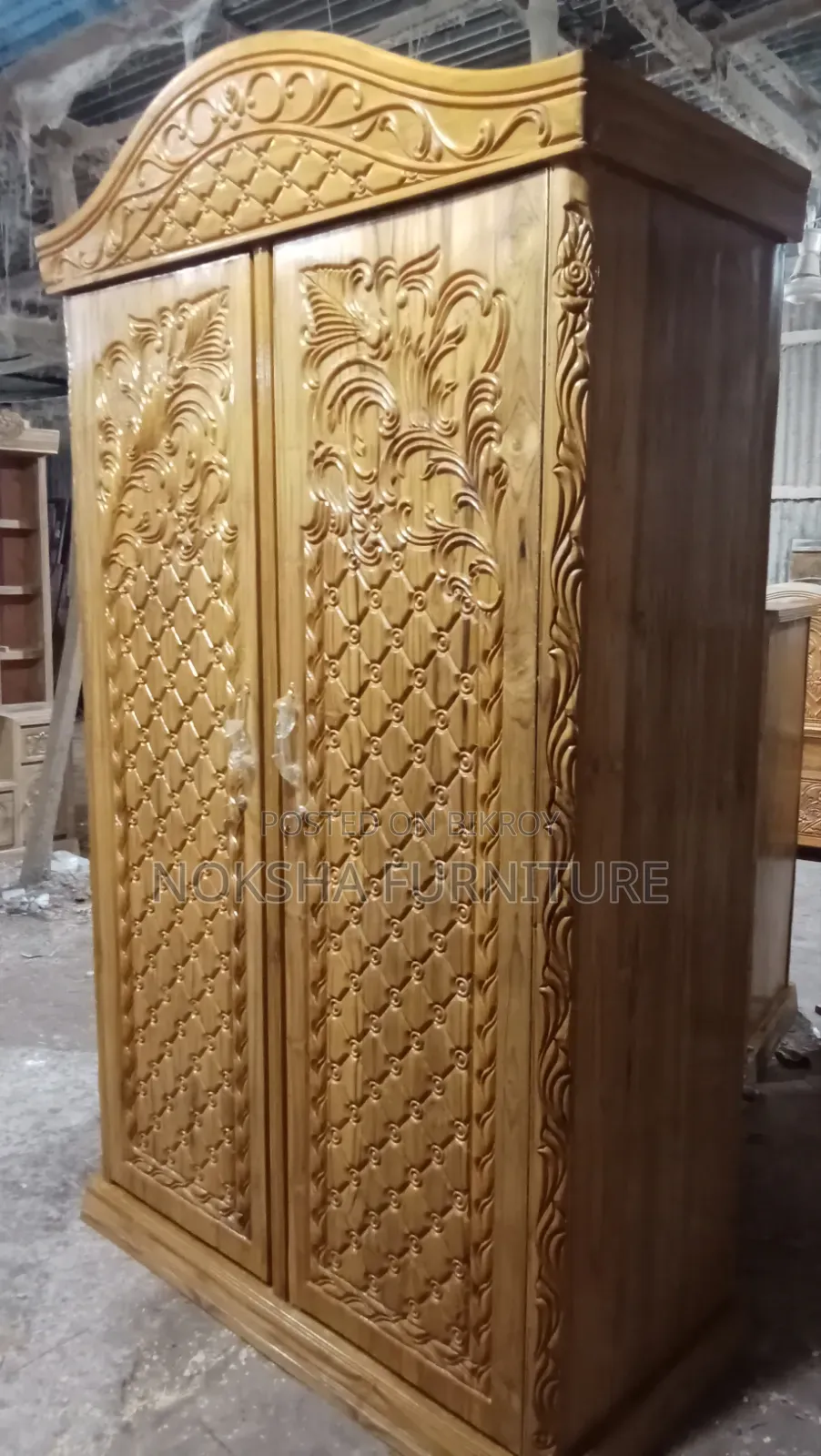 ১০০% চিটাগং সেগুন কাঠের আলমারি বিক্রয় হবে
