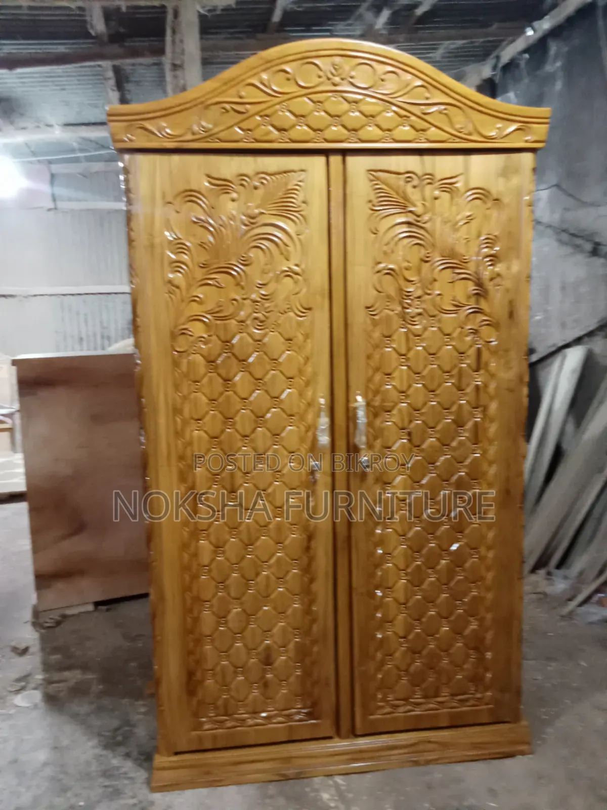 ১০০% চিটাগং সেগুন কাঠের আলমারি বিক্রয় হবে